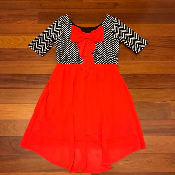 Dress - Picture 2 of 5